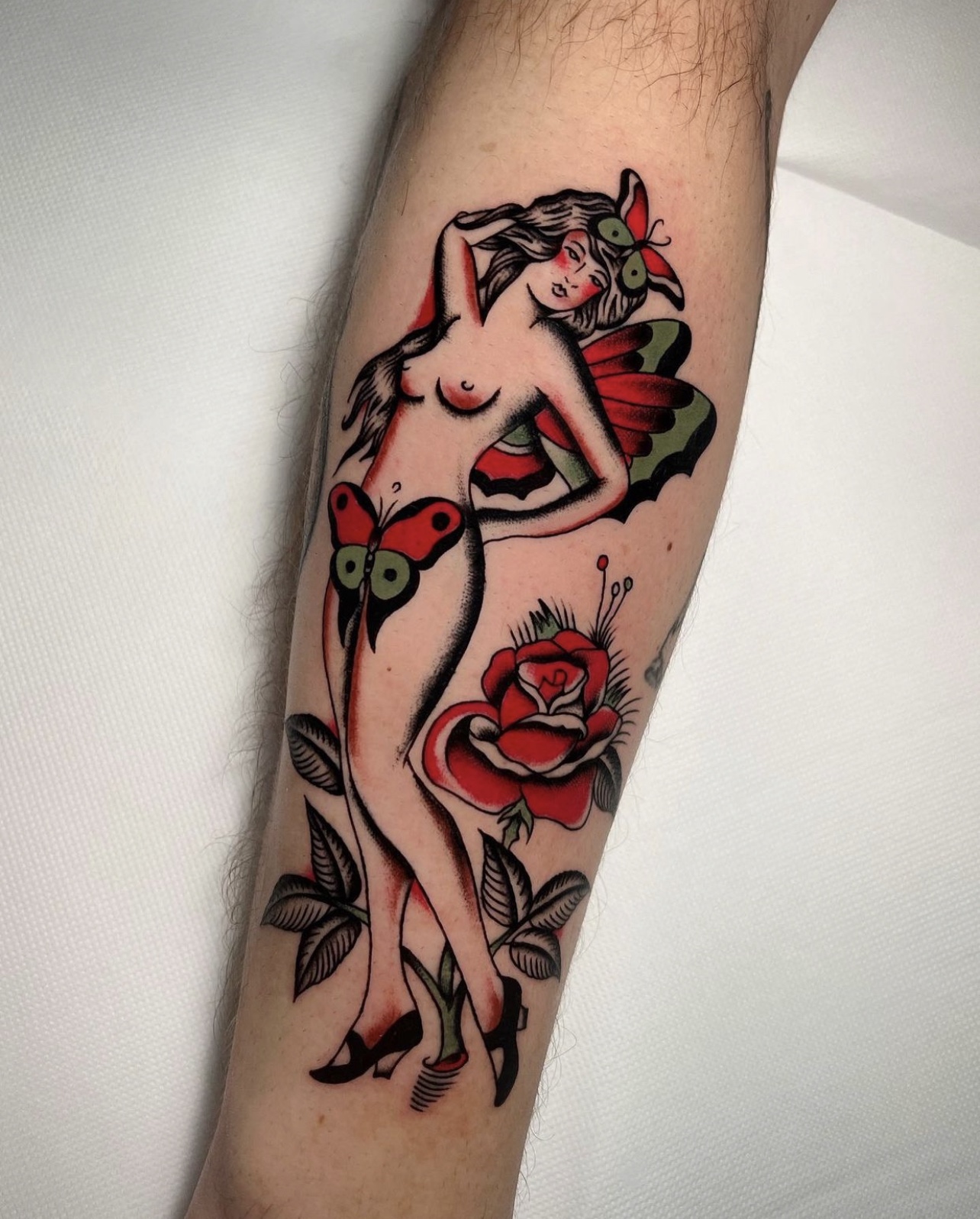 Tatuaggio tradizionale pin-up